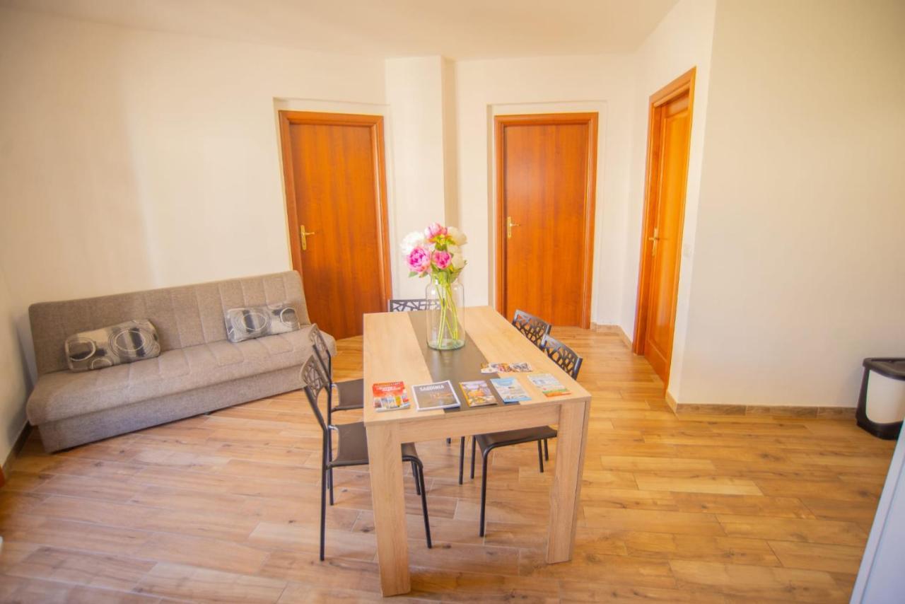 Valery Apartments Альгеро Экстерьер фото