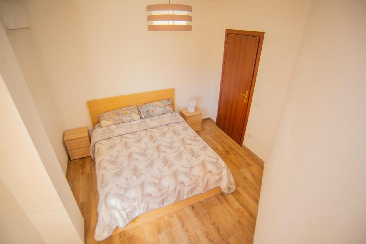 Valery Apartments Альгеро Экстерьер фото