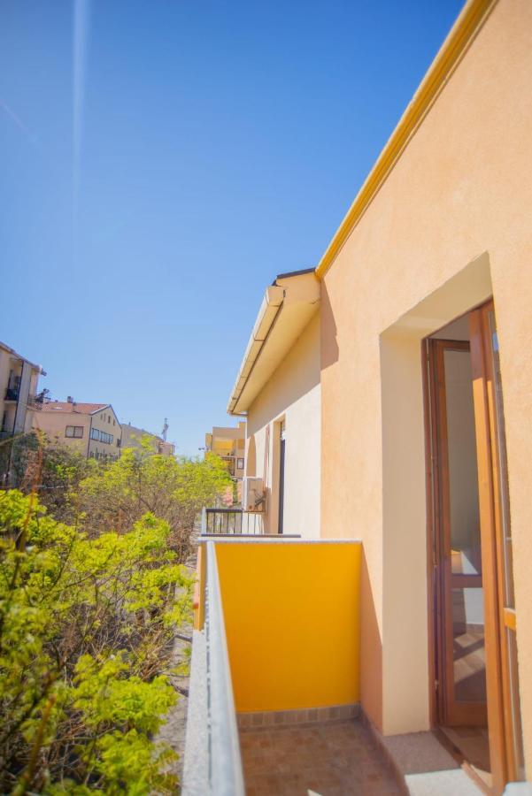 Valery Apartments Альгеро Экстерьер фото