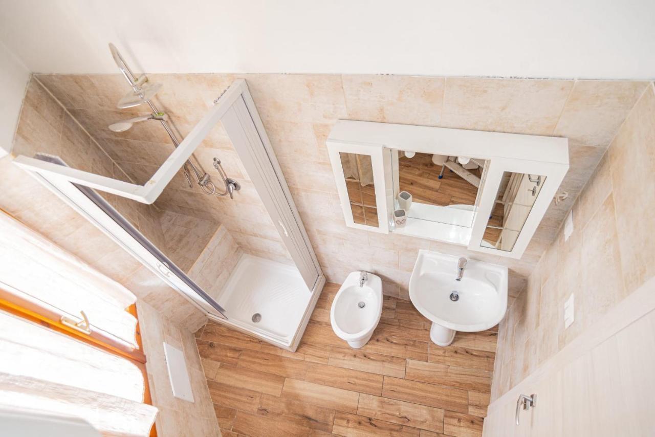 Valery Apartments Альгеро Экстерьер фото