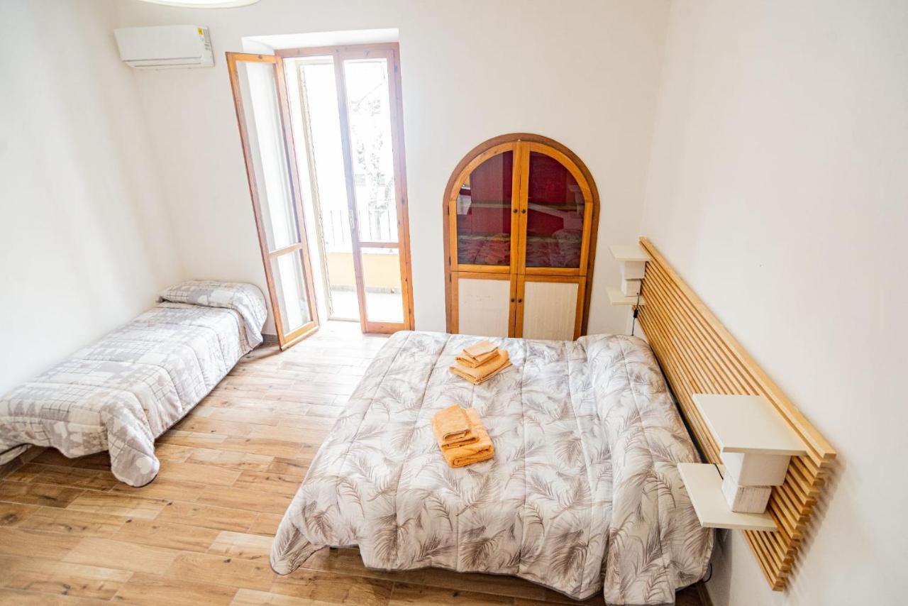 Valery Apartments Альгеро Экстерьер фото